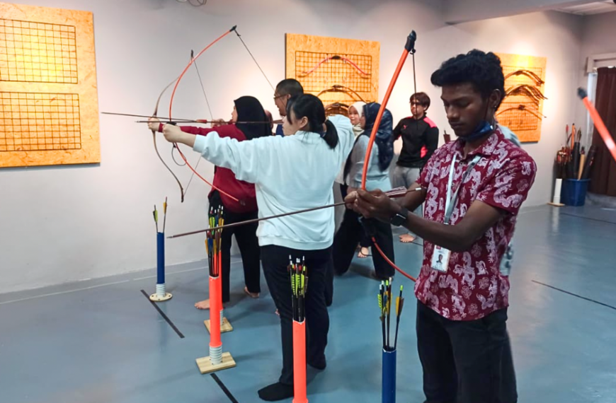 Aim, Shoot, Succeed: SEGians’ Archery Day at Akademi Wangsa