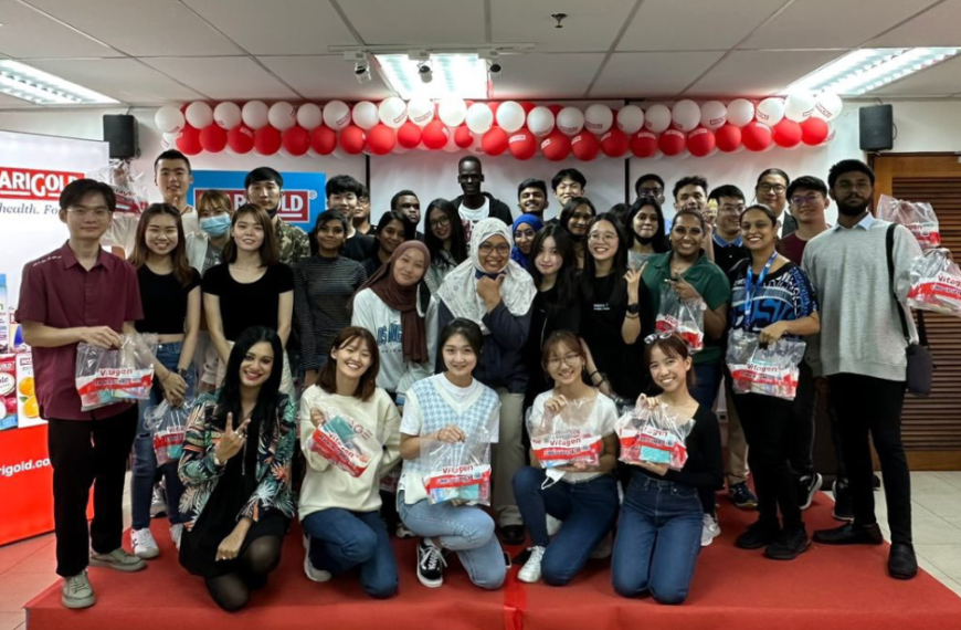 Business students get an insider’s look at Malaysia’s dairy industry