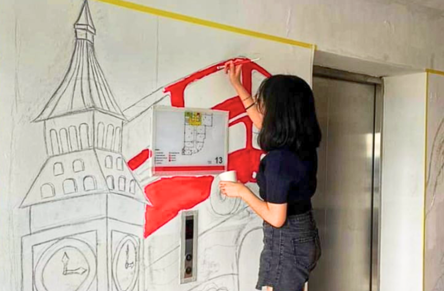 Brushes and Brilliance: SEGians Transform Class Assignment into Stunning Murals