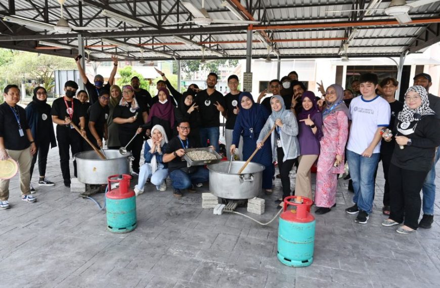 SEGi College Subang Jaya Gives Back