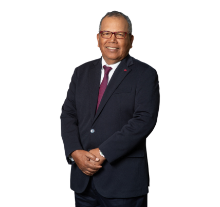 TUN MD RAUS BIN SHARIF