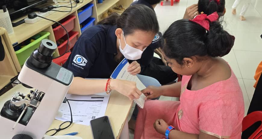 Kelab Optometri SEGi Menjalankan Pemeriksaan Mata di Tadika Senyum Mesra